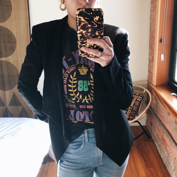 BCBGMaxAzria Jackets & Blazers - bcbgmaxazria • Abree Black Blazer